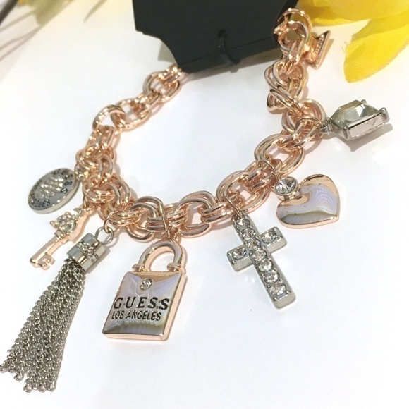 3/$29! GUESS Charm Bracelet Lock Key Cross Tassel - Picture 6 of 8